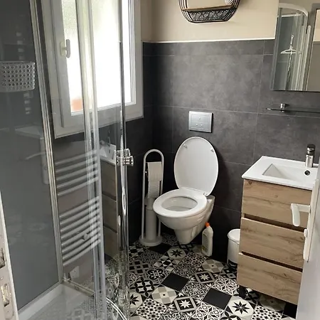 Petite Maison Au Calme, Dans Impasse Hébergement de vacances L'Epine (Vendee)