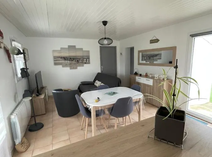 Petite Maison Au Calme, Dans Impasse *